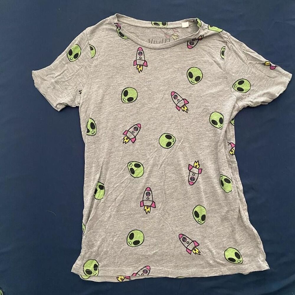 Mighty-fine Women's Alien Cosmic UFO T-shirt